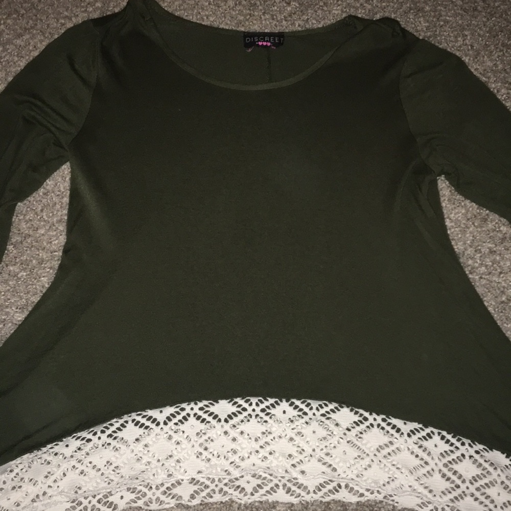 Green flow shirt